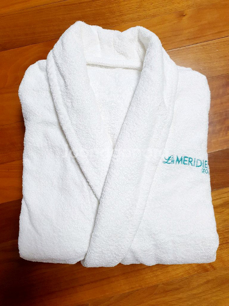 르 메르디앙 호텔 남녀공용샤워가운--8