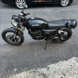 엘로이125.. 2019년식키로수짧음택포