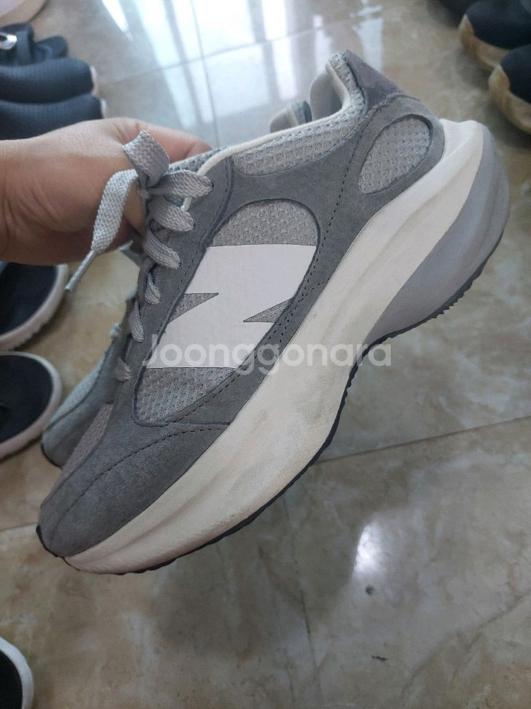 뉴발란스 wrpd 회색 운동화 260mm--1