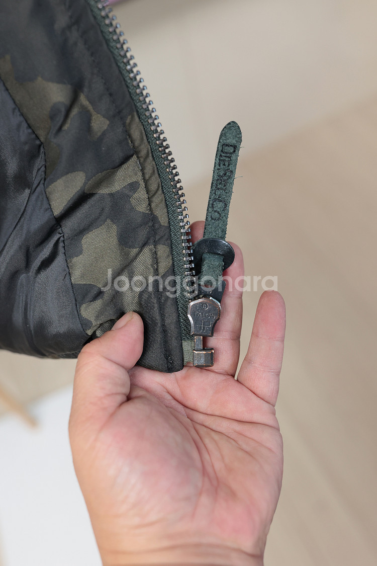 디젤 감성 그대로, 빈티지 카모 다운자켓 M~L--5