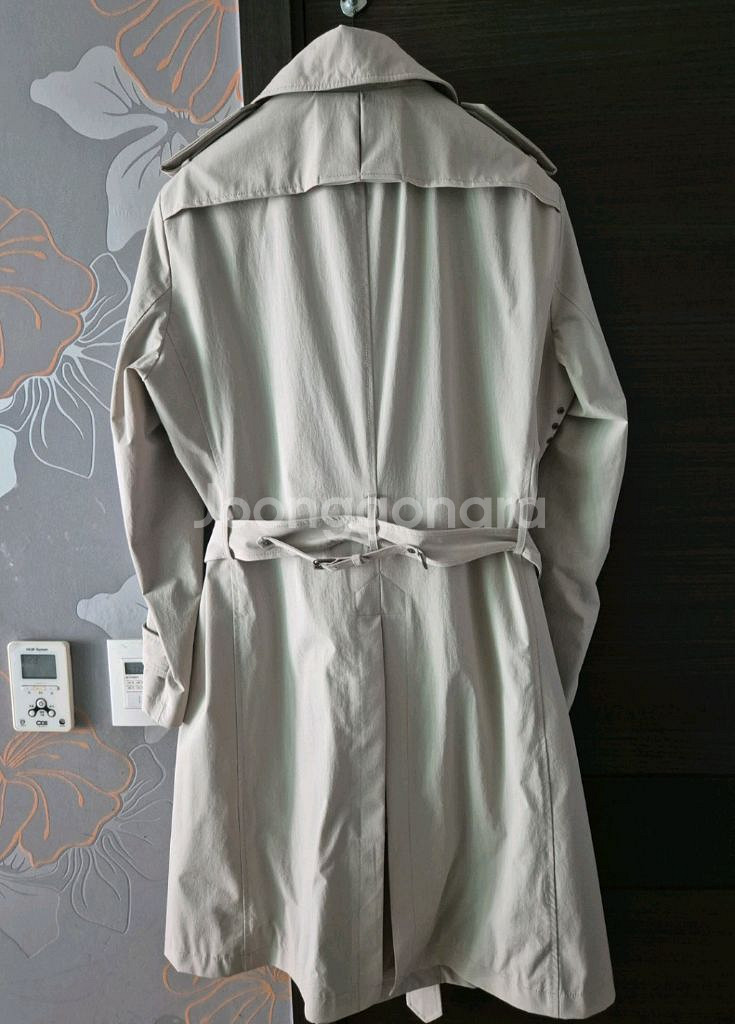 LG패션 닥스 남성용 고급 트렌치코트. 100사이즈--1