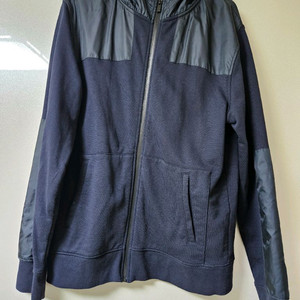 자라 테크니컬 후드집업 점퍼 L