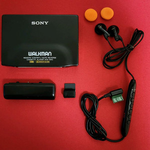소니워크맨 WM-701C 깨끗한 풀세트 정상작동품