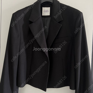 스튜디오 톰보이 숏 자켓