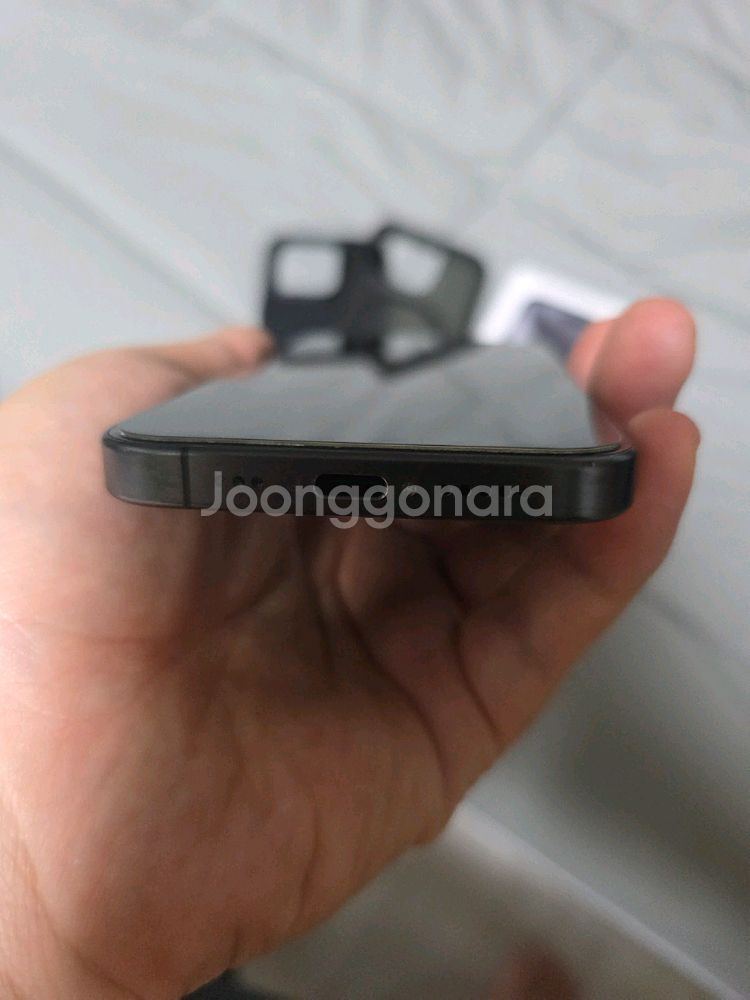 아이폰 15 Pro 블랙 512G 애케플 팝니다.--4