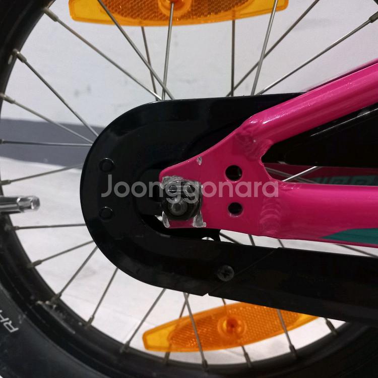 스페셜라이즈드 립락 16인치 핑크 유아자전거--5