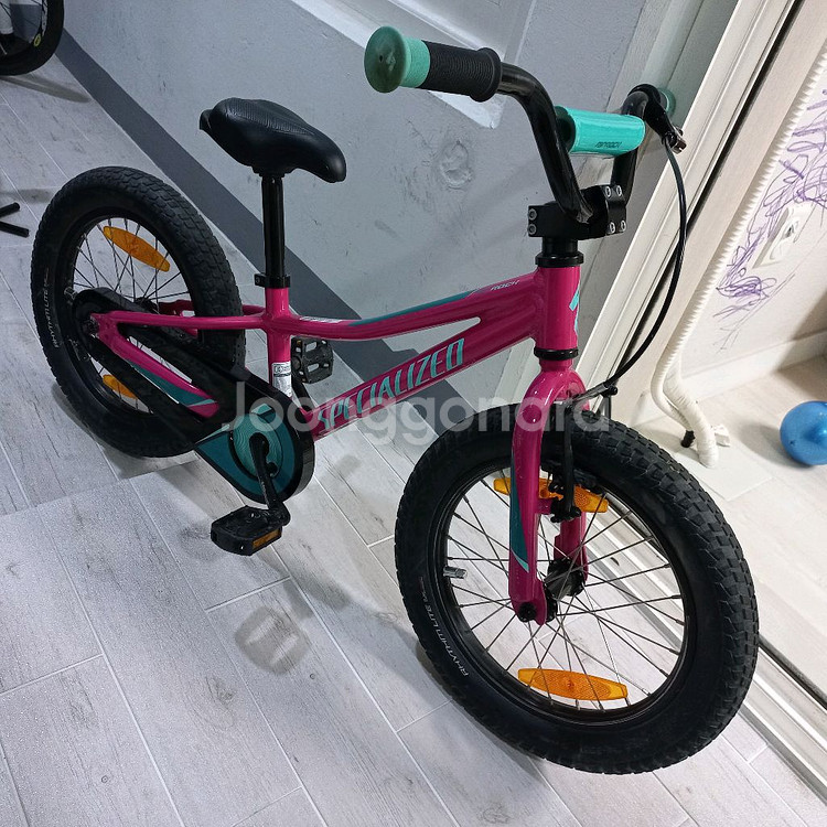 스페셜라이즈드 립락 16인치 핑크 유아자전거--4