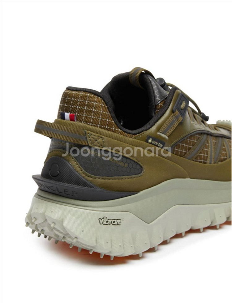 몽클레어/ 트레일그립gtx--4