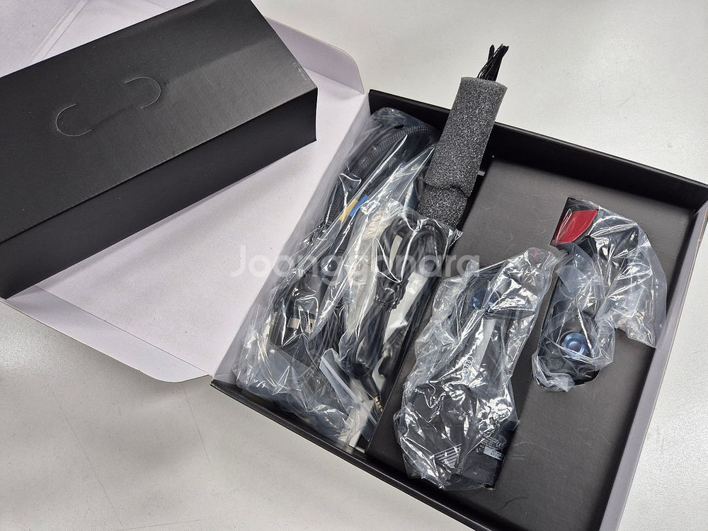 아우디 정품 블랙박스 UTR 2.0--1