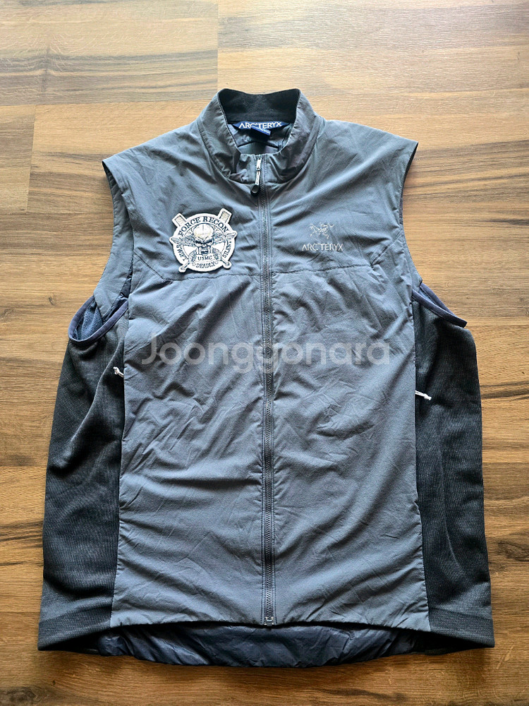 아크테릭스(Arcteryx) 아톰 LT 베스트 XL--0