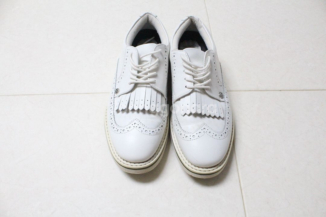 지포어 길티 골프화 250사이즈--2