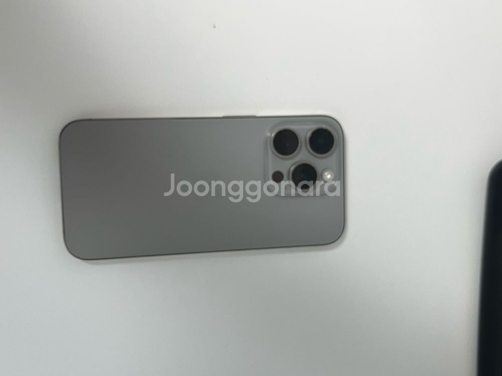아이폰 15 Pro 내츄럴티타늄 256기가--2