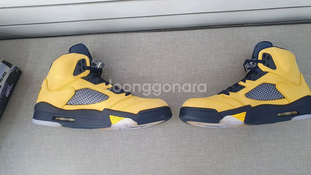 조던5 레트로 미시간 275 새상품--5