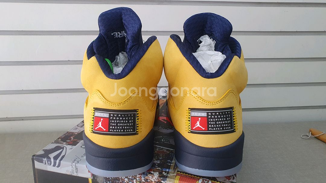 조던5 레트로 미시간 275 새상품--2