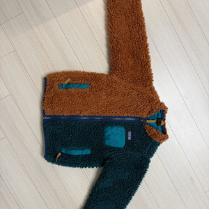 파타고니아 키즈 후리스(방풍) 5T