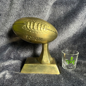 황동 신주 럭비 럭비공 풋볼 미식축구 장식품 팝니다