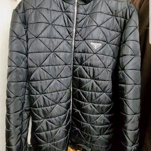 프라다 리나일론 블루종 재킷