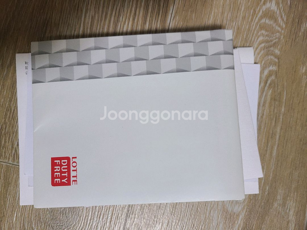 샤넬 지갑 팝니다. 미사용 부산--3