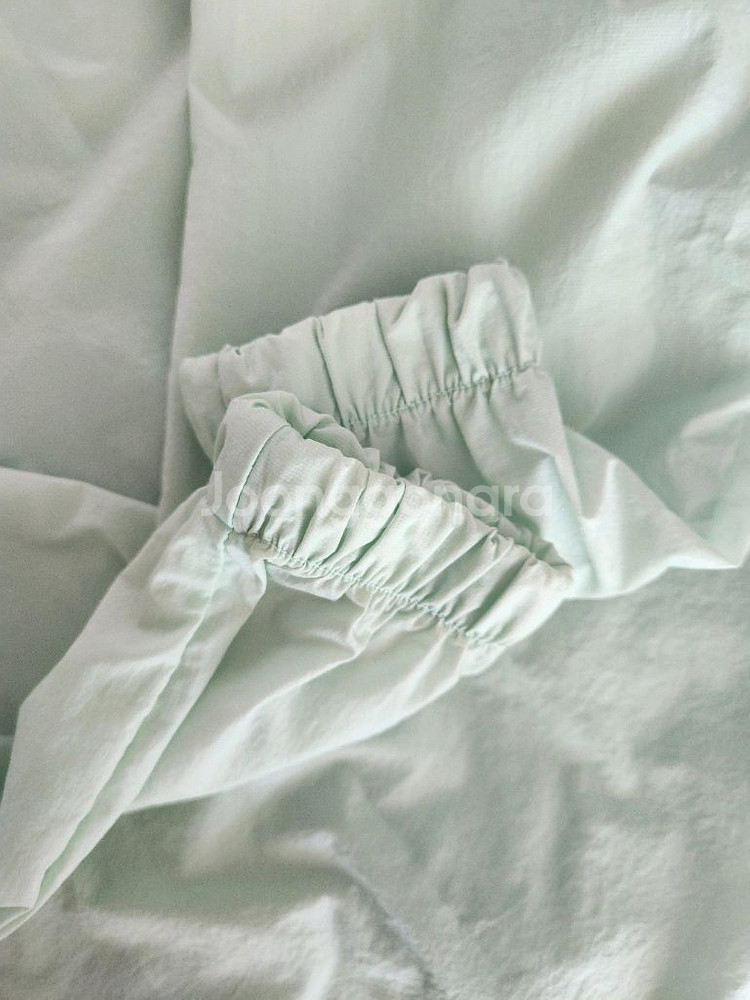 뉴발란스키즈 바람막이 110 판매합니다.--2