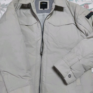 내셔널지오그래픽 커뮤트 덕다운점퍼(105사이즈)