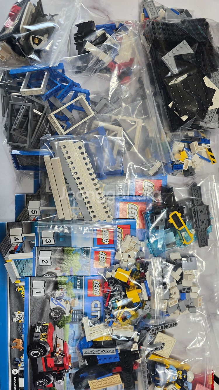 레고 60141 경찰서--1