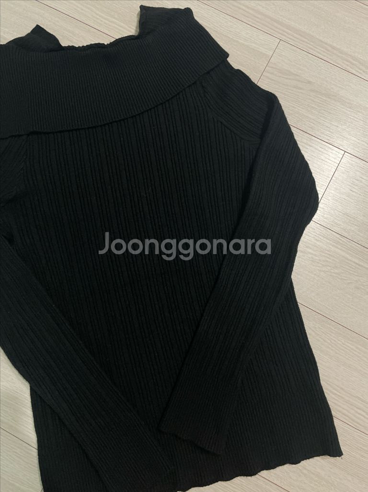 오프숄더 긴팔티--2