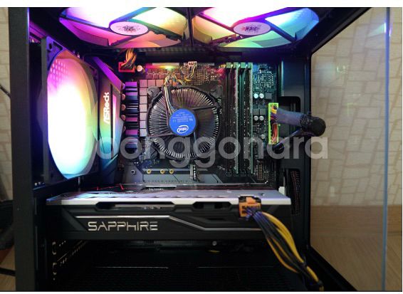 (대전/택배) 인텔 i7 8700 새케이스본체--2