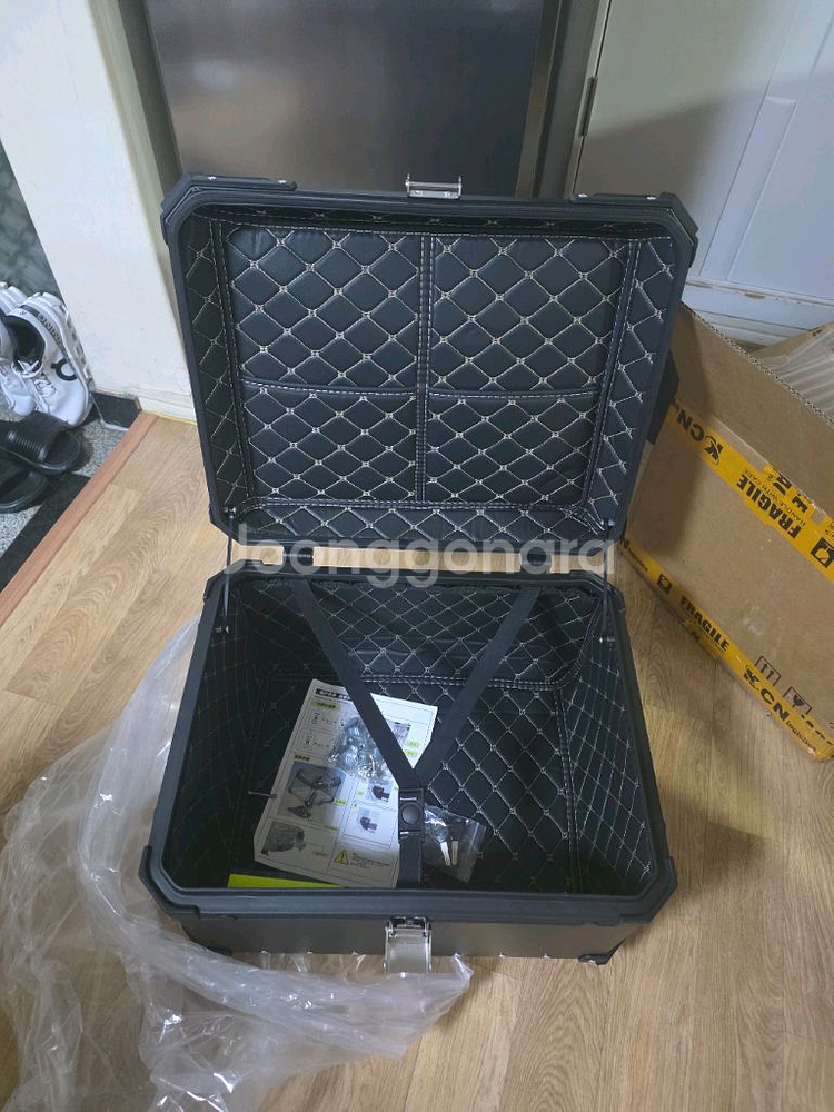 오토바이 알루미늄 탑박스 80L 민무늬 블랙--2