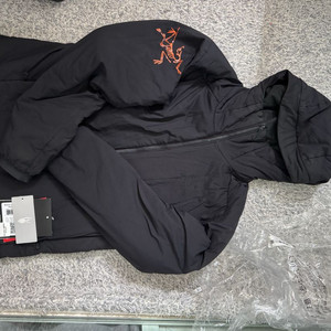 아크테릭스 빔즈 아톰 자켓 급처