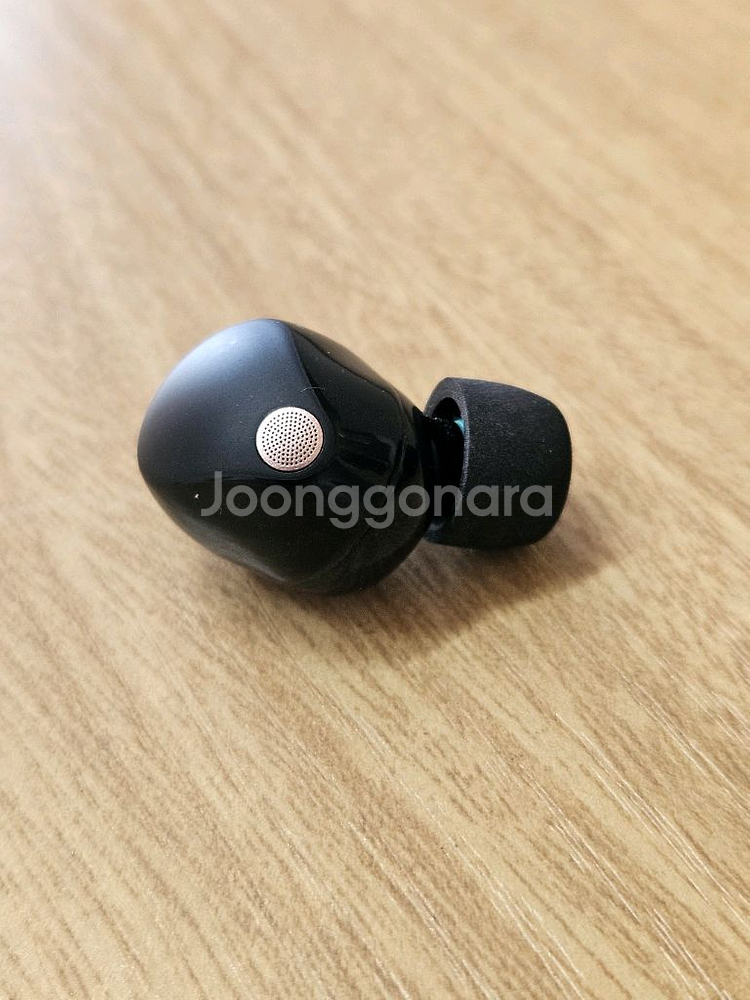 소니 WF-1000XM5 블랙 오른쪽--1