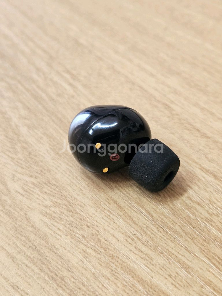 소니 WF-1000XM5 블랙 오른쪽--2