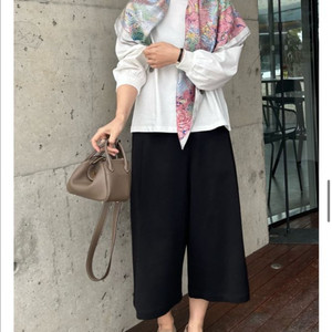 리틀블랙 셔링탑 새상품