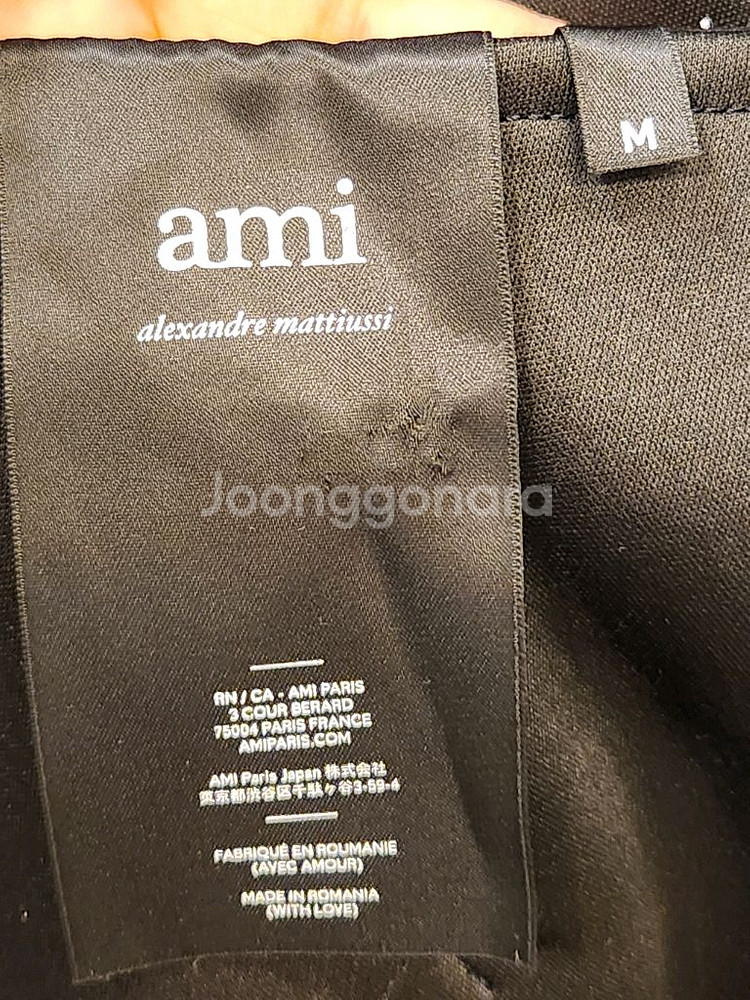 AMI 체크 코트--7