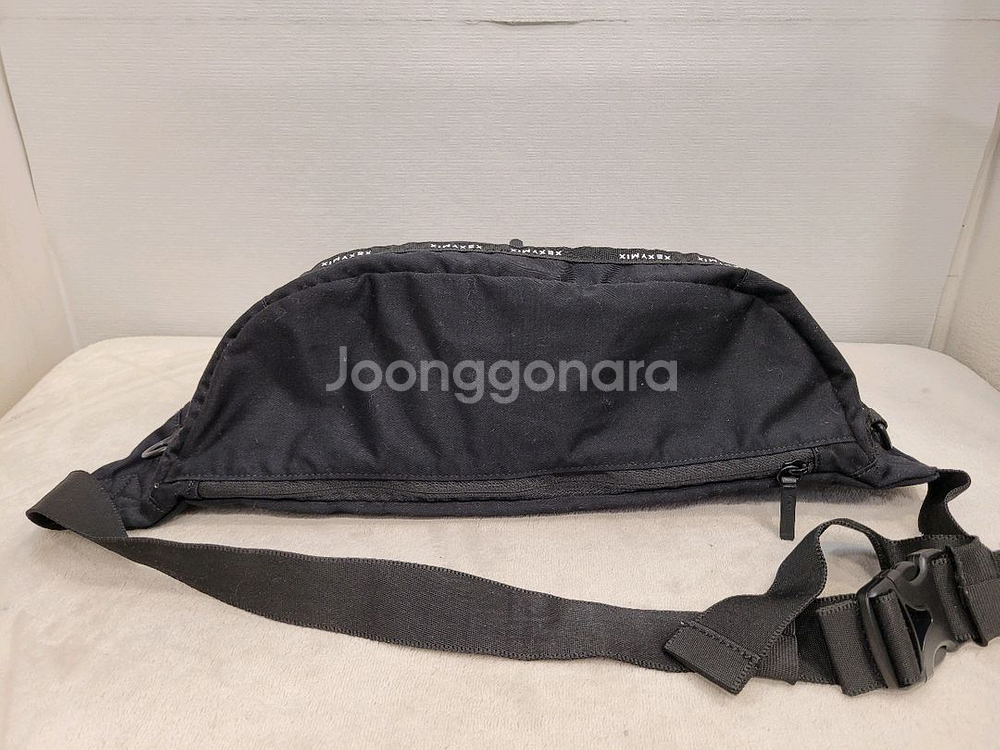 젝시믹스 슬링백 숄더백 블랙--4