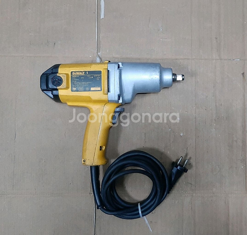 디월트 임팩렌치--1