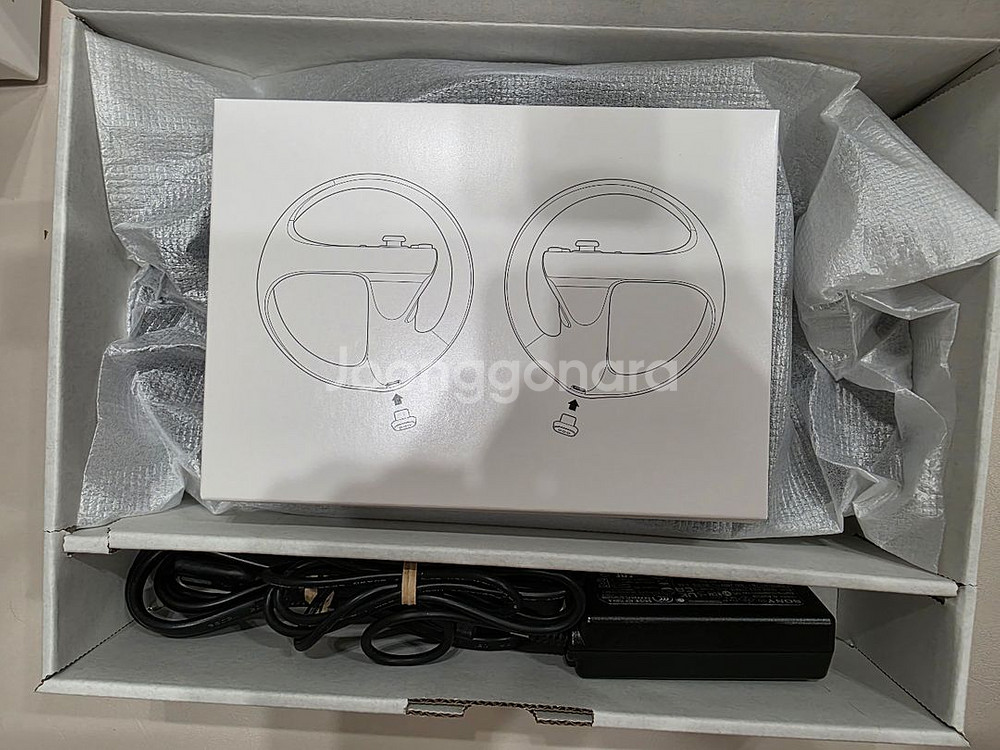 ps5 VR2 정품 거치대 풀박스 새상품급--1