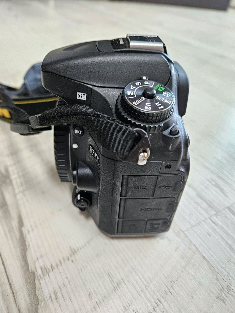 니콘 D7100 DSLR 카메라 바디(셔터 1.6만건)--4