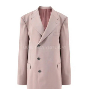 모어댄에스터데이 디노필라티 자켓 핑크