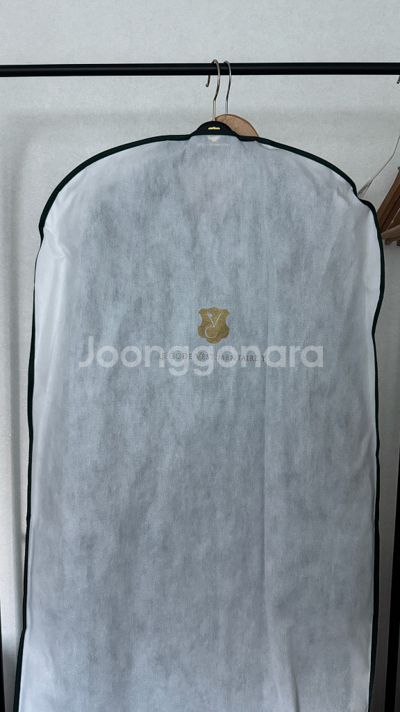 코스모폴리탄줄라이 글라스고 코트--2