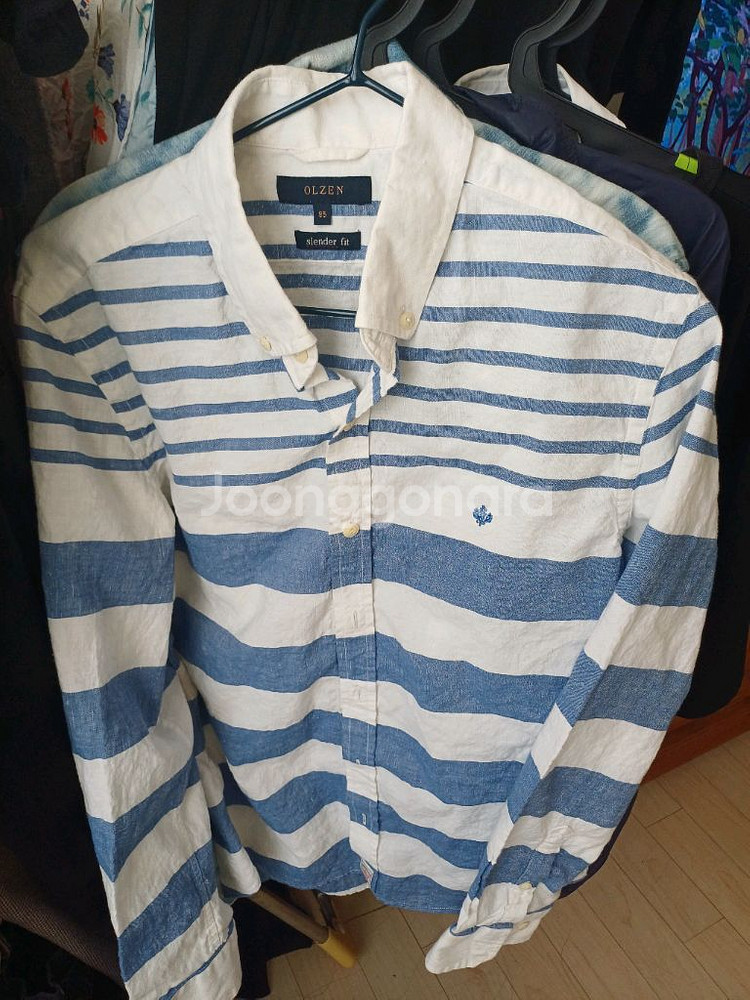 OLZEN 남성 스트라이프 셔츠 95사이즈 2만원에 팜--0