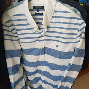 OLZEN 남성 스트라이프 셔츠 95사이즈 2만원에 팜