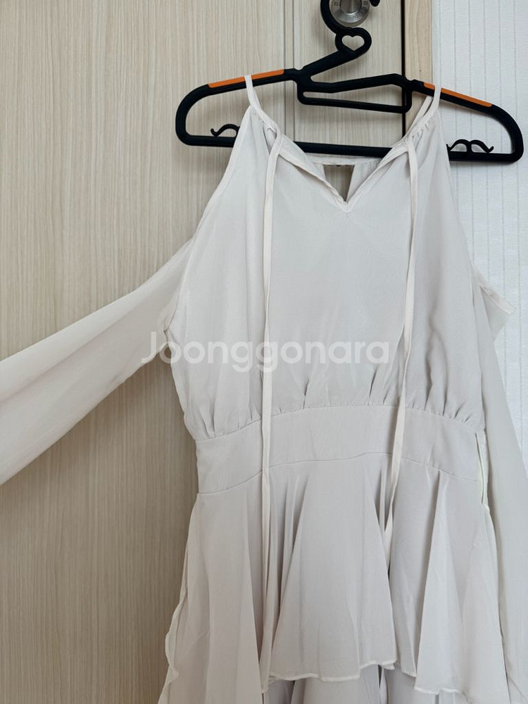 티나니 마스카포네 언발 원피스 A급 택포 8,000--8