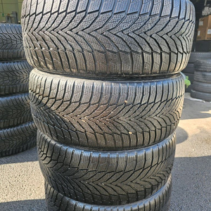 245 45 18 넥센 윈터타이어