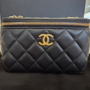 (새상품)샤넬 램스킨 캐비어 베니티백 23년