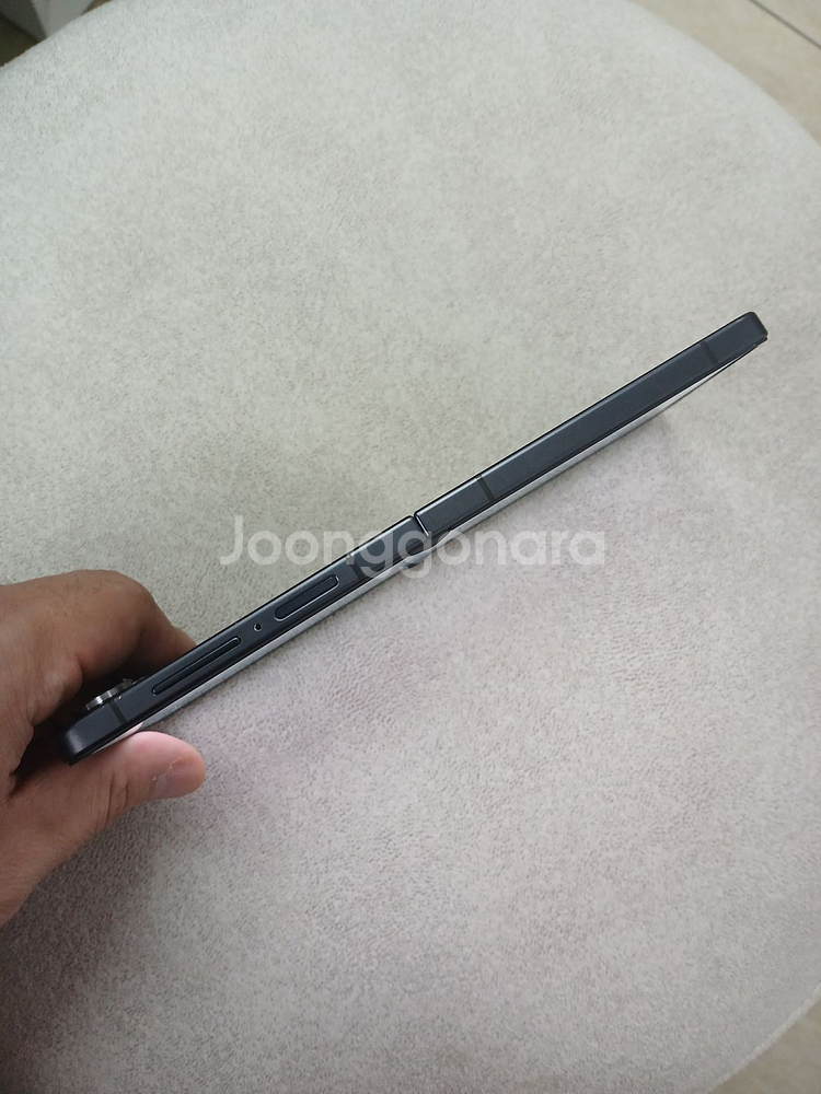 갤럭시Z플립7 256_GB 블랙 팝니다!!--3