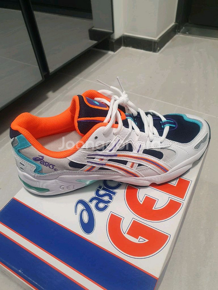 아식스 젤카야노 270 미드나잇화이트 새상품--1