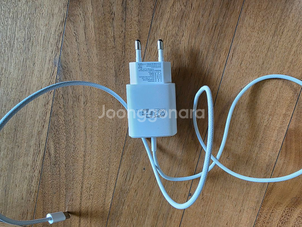 스카이 듀얼 고속 무선충전기 SKY-P200--2