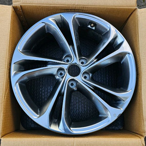 싼타페 TM 19인치 휠 정품 1개