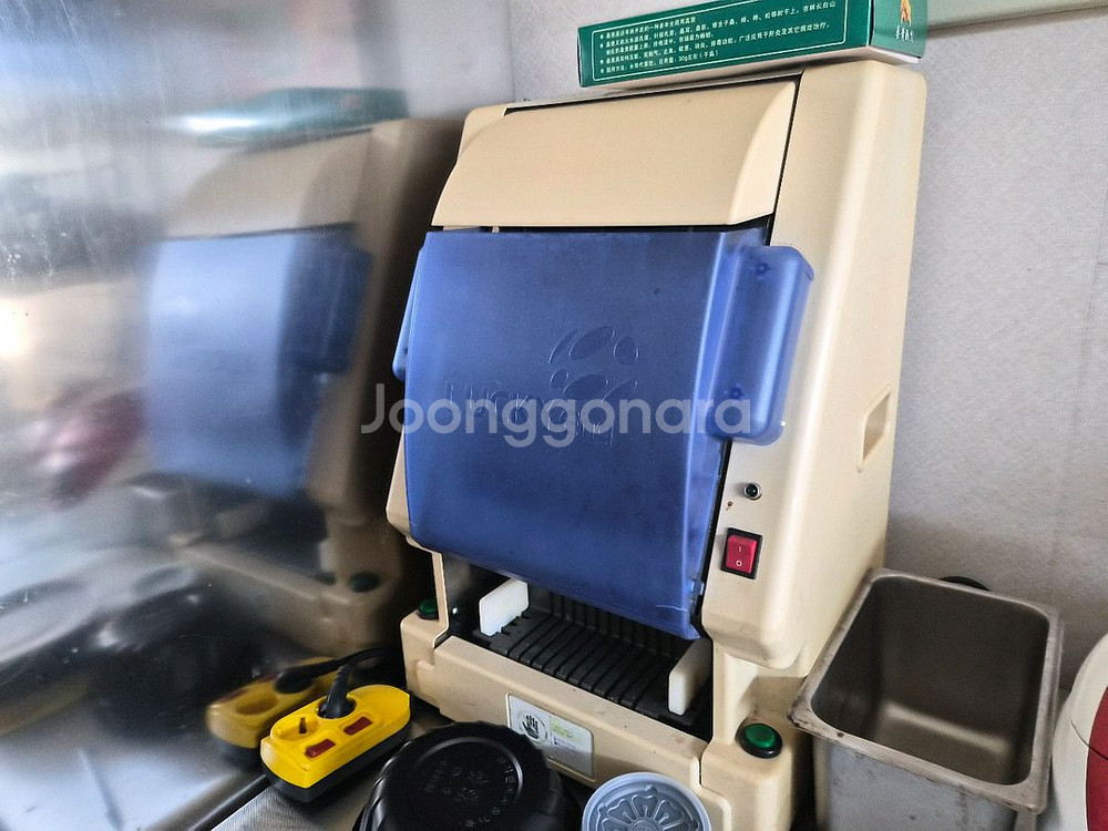 럭키로보틱스 김밥 절단기 팝니다--1