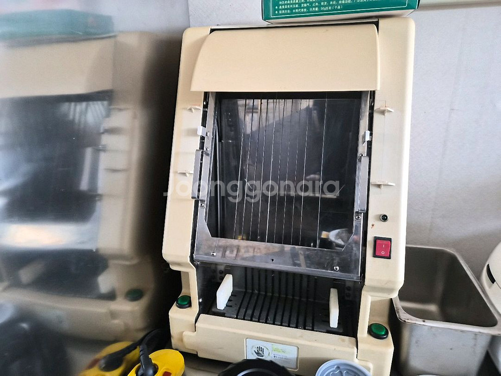 럭키로보틱스 김밥 절단기 팝니다--3